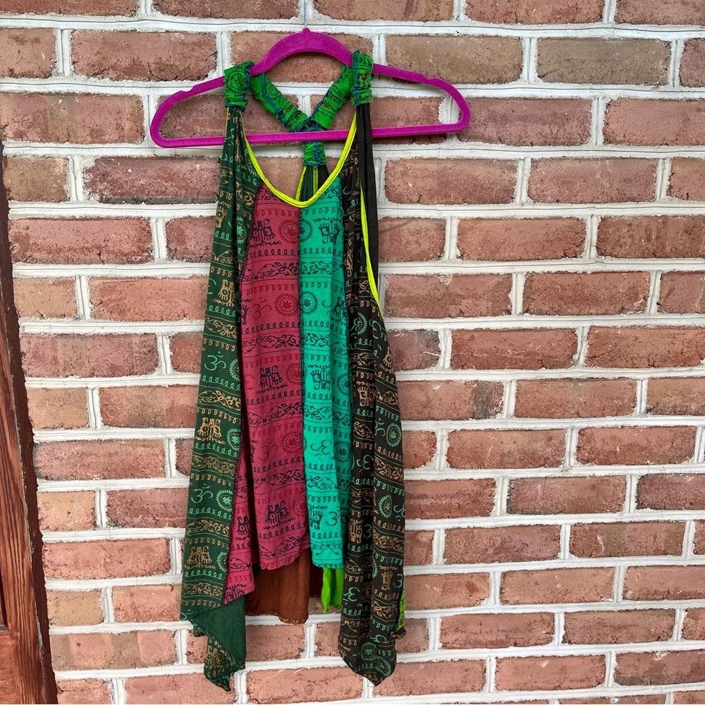 Reversible top for vacations or summer festivals. Hippie/Yogie vibe